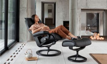 Aura Recliner