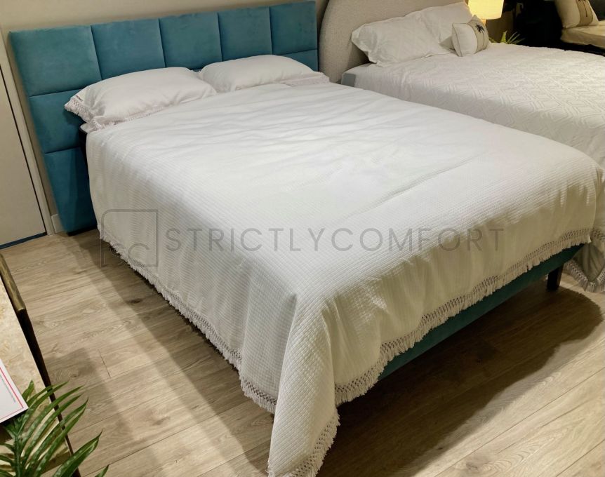 Queen Deon Bed 